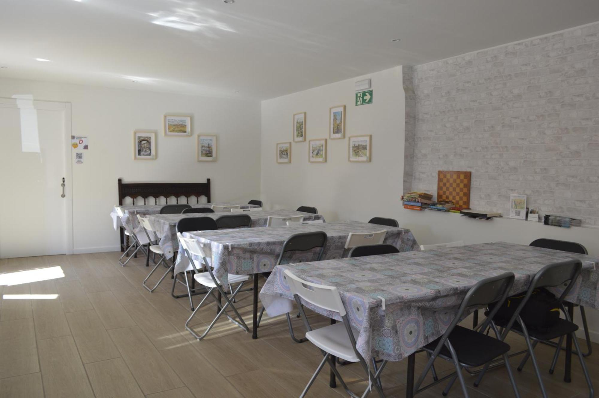Albergue Gares Puente la Reina 外观 照片